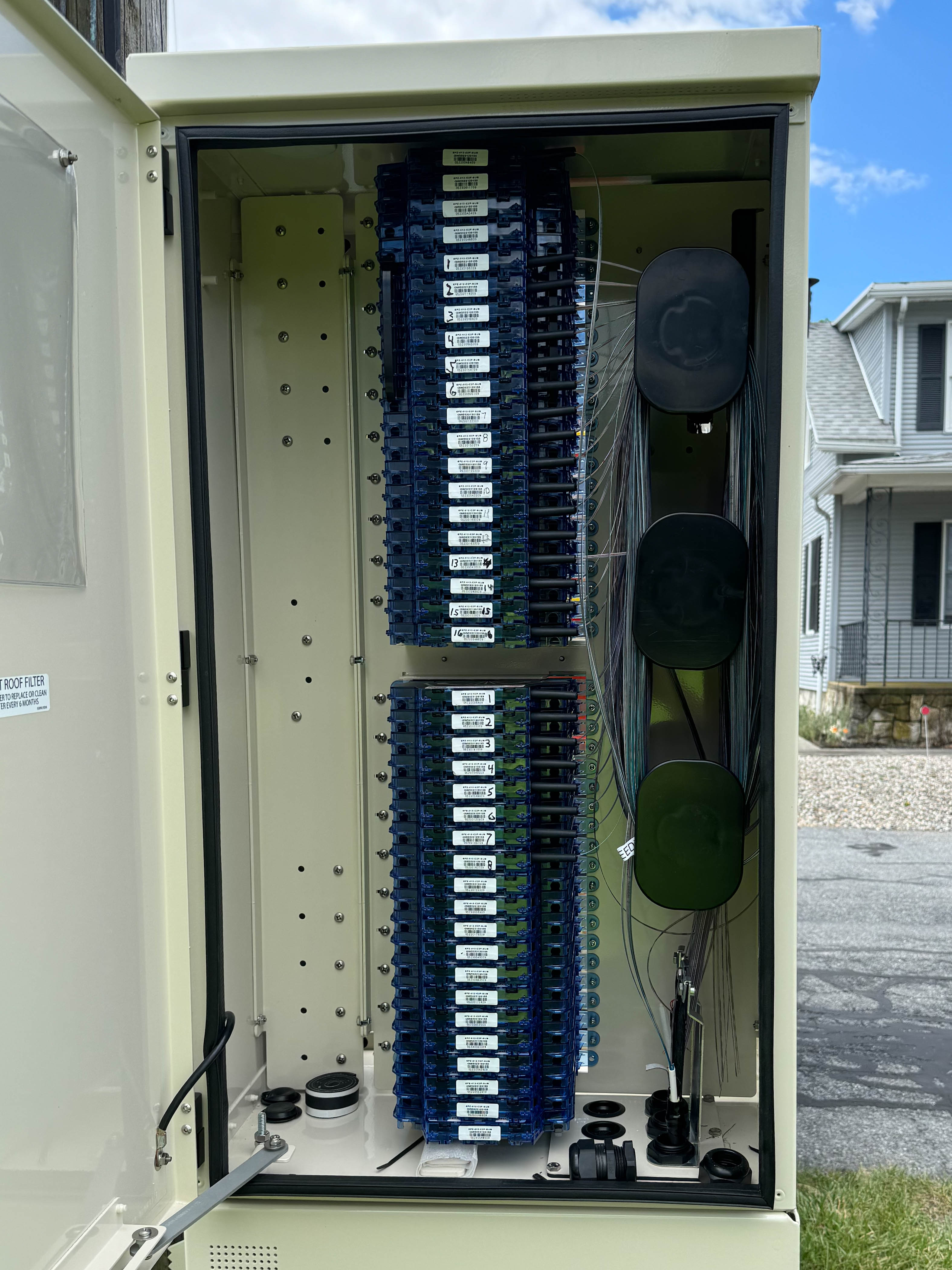 Ribbon splicer in action